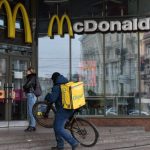 Продажі McDonald’s обвалилися на тлі економічної невпевненості через тарифи Трампа