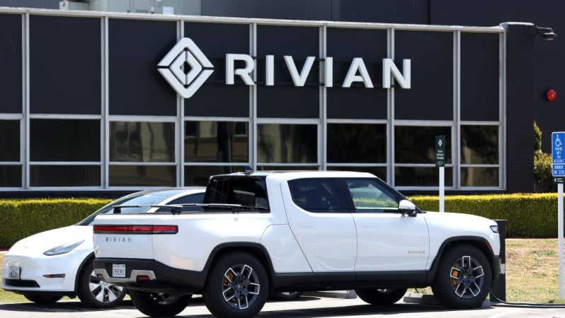 Rivian знизила прогноз виробництва через мита Трампа