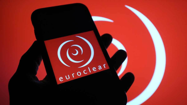 Російський суд зобов’язав Euroclear виплатити $185 мільйонів