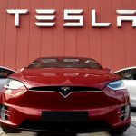 Tesla втрачає позиції в Китаї: продажі падають сьомий місяць поспіль