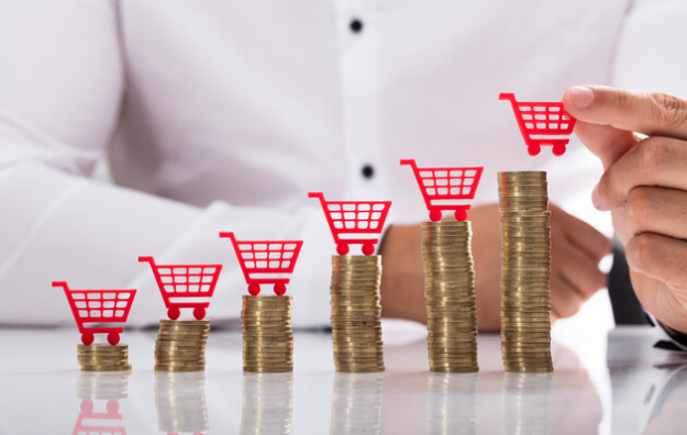 В Держстаті назвали, які продукти подорожчали найбільше за останній рік