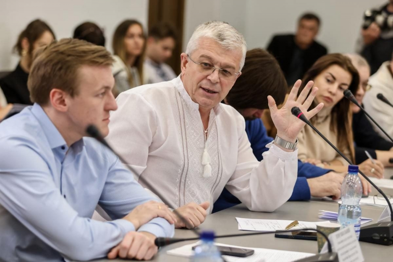 Втрачені дозволи, заблоковані активи: майбутнє Моршинської та Миргородської під питанням