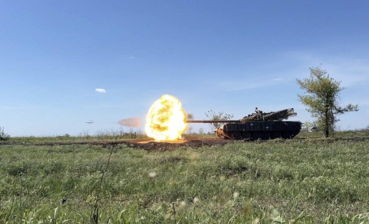 Втрати ворога за 1 травня: 1 110 російських окупантів, 9 танків та 138 БПЛА