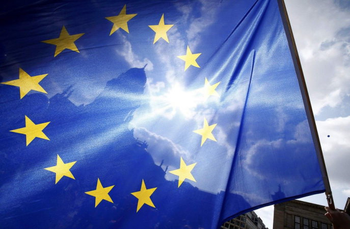 ЄС спрямує 900 млн євро на озброєння для України з доходів від російських активів