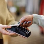 Зростання безготівкових розрахунків триває: підсумки першого кварталу року (інфографіка)