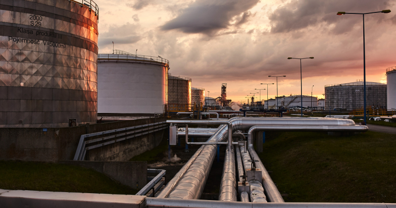 Польська Orlen зупинила постачання російської нафти для НПЗ в Чехії