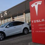 Франція погрожує Tesla штрафами €50 000 на день за «оманливу» рекламу автономних авто