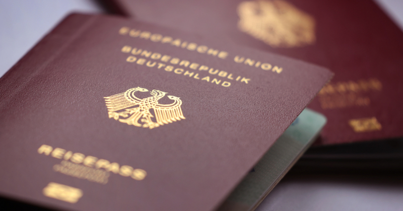 Німеччина торік видала рекордну кількість паспортів, росіян серед отримувачів побільшало вшестеро