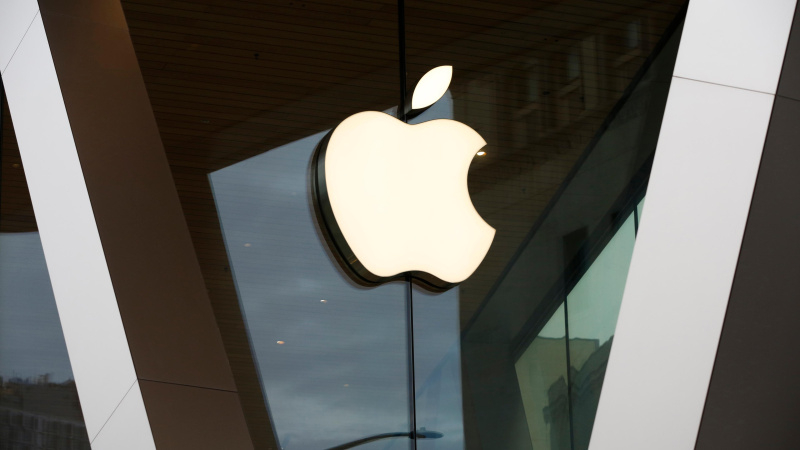 Apple майже повністю перенаправила експорт iPhone з Індії до США через мита Трампа