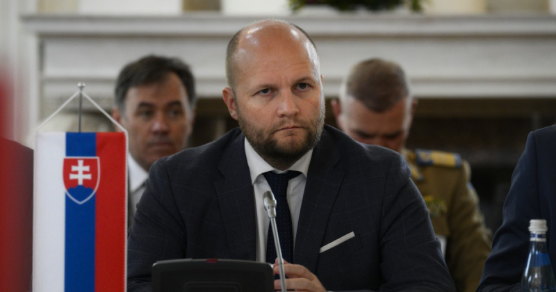 У Словаччині затримали екскерівника оборонного підприємства у справі про постачання зброї Україні