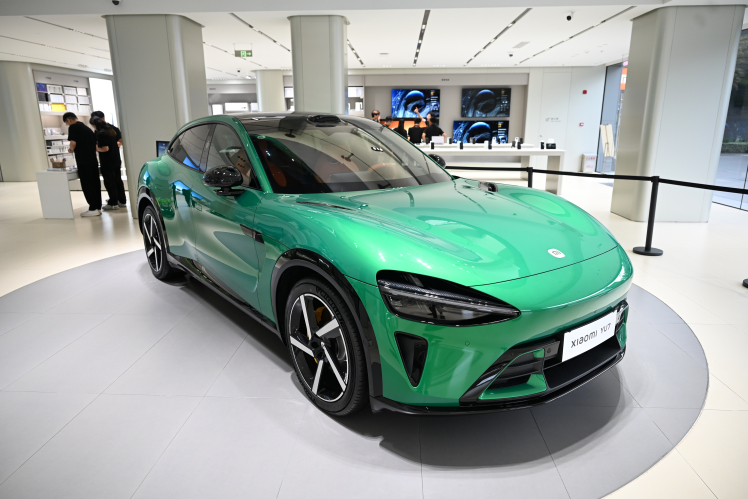 Загроза для Tesla. Акції Xiaomi досягли історичного максимуму після презентації нового електрокара (фото)