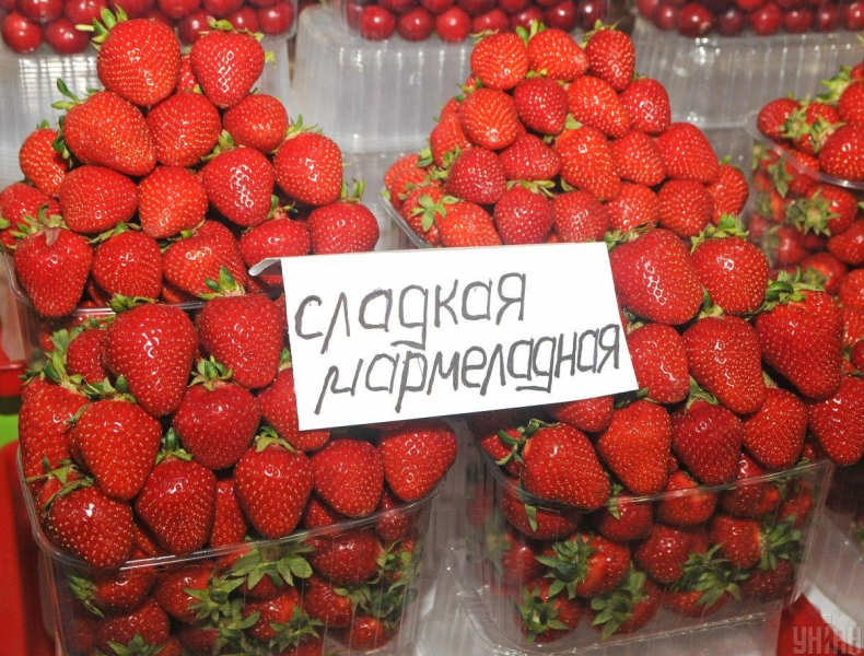 Ціни на популярну ягоду в Україні нарешті пішли вниз: скільки коштує кілограм