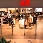 H&M розглядає підвищення цін через тиск американських мит