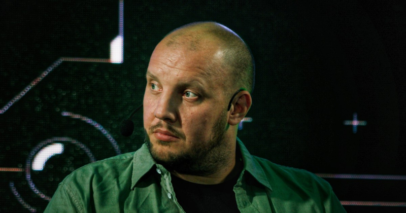 «Конфлікт поколінь зайшов у глухий кут». Командувач Сил безпілотних систем ЗСУ Вадим Сухаревський пішов з посади. Його замінить Мадяр