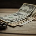 Курс валют: долар на міжбанку наближається до 42 гривень