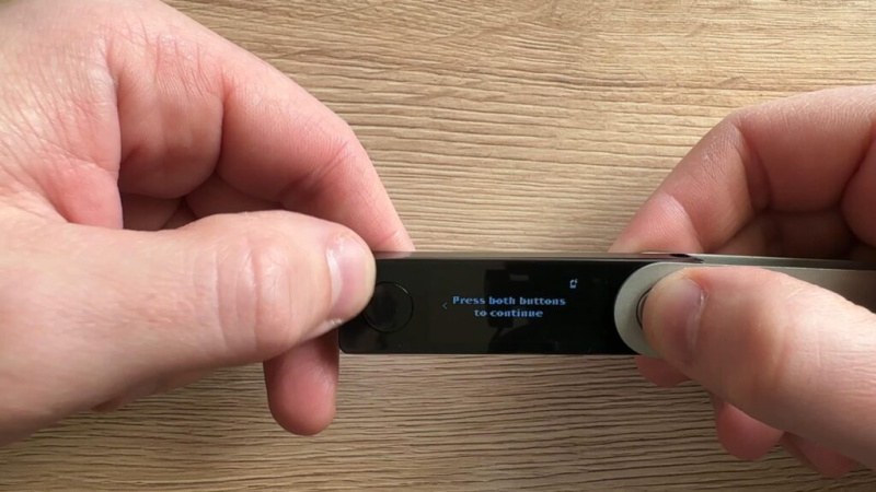 Ledger запустив фізичний ключ для відновлення криптогаманців без доступу до інтернету