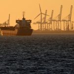 Нафта падає через рішення ОПЕК+ та перемир’я на Близькому Сході