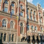 НБУ пропонує змінити правила роботи з готівкою та підвищити ліміти в терміналах