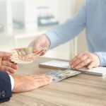 Обмін валют: коли кожна гривня має значення