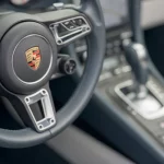 Porsche залишився лідером серед люксових брендів восьмий рік поспіль