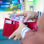 Середня зарплата з 1 червня: скільки заробляють українці зараз і чи буде прибавка