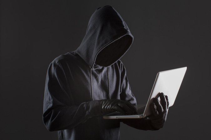 Шахраї викрадають Facebook-сторінки за допомогою фішингових листів