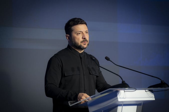 Зеленський доручив підвищити виплати військовим
