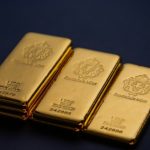 Золото та інші дорогоцінні метали дорожчають через ослаблення долара та переговори США і Китаю