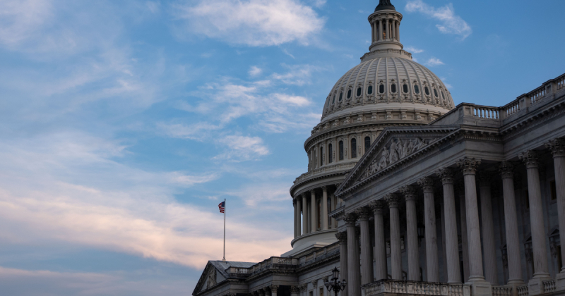 Сенат США продовжує розгляд законопроєкту Трампа на $3,3 трлн попри розбіжності серед республіканців