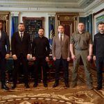 «Всі ми чуємо, що каже суспільство». Зеленський анонсував «план дій» після зустрічі з правоохоронцями й антикорупціонерами