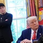 Коментарі Трампа про можливість депортації Маска обвалили акції Tesla