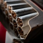 Податкова з початку року нарахувала 221 млн грн штрафів продавцям тютюнових виробів