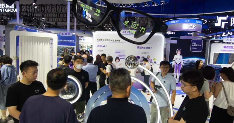 Конкурент Meta. Alibaba представить перші ШІ-окуляри в Китаї до кінця року
