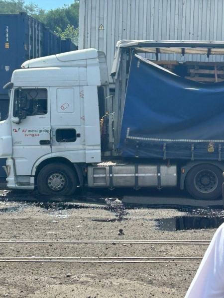 Росія вдарила «Іскандером» по одеському порту: є загиблі, пошкоджені судно та інфраструктура