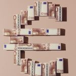 ЄС планує створити фонд на €100 млрд для підтримки України. Bloomberg назвав можливі умови отримання коштів