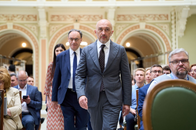 Голова НБУ пояснив, як 18-й пакет санкцій ЄС вдарить по рф