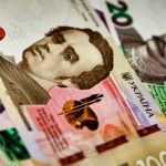 Гривня зміцнилася до долара, євро та злотого: НБУ встановив курси на четвер