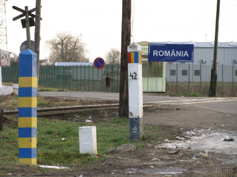 На кордоні з Румунією обмежать рух транспорту: названо причину