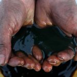 Нафта відреагувала на загрозу введення нових мит Трампа та ослаблення долара