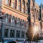 НБУ у червні оштрафував два банки та 21 фінкомпанію за порушення фінмоніторингу