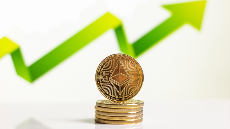 Ринок криптовалют досяг $4 трильйонів, ціна Ethereum перевищила $3 600: що нового