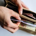 Середня зарплата в Україні зросте у півтора раза: прогноз уряду на три роки