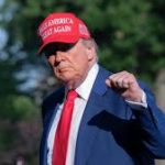 Трамп дозволить українським біженцям залишатися в США до кінця війни