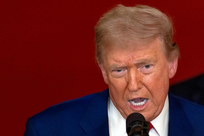 Трамп обмірковує введення “глобального нафтового ембарго”, щоб підстьобнути економіку РФ
