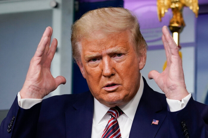 Трамп планує дозволити пенсійним фондам інвестувати в альтернативні активи: біткоїн, золото й приватний капітал