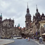 Українським біженцям у Німеччині хочуть скоротити соцвиплати: замість 563 євро на людину — 441 євро