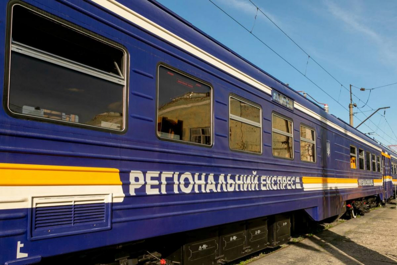 “Укрзалізниця” запускає експериментальний поїзд: за яким маршрутом курсуватиме (фото)