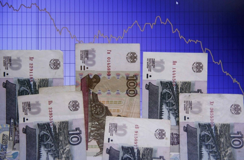 Все менше грошей на війну: нафтогазові доходи Росії впали на третину