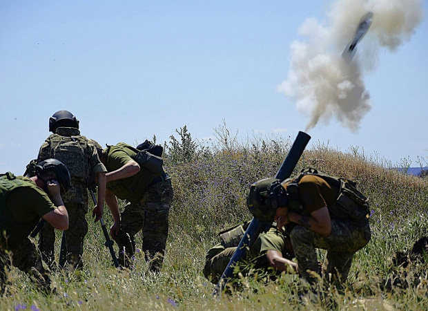 Втрати ворога за 5 липня: 1 180 російських окупантів, 2 танки та 216 БПЛА