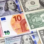 Євро та долар дешевшають: НБУ встановив нові курси валют на четвер